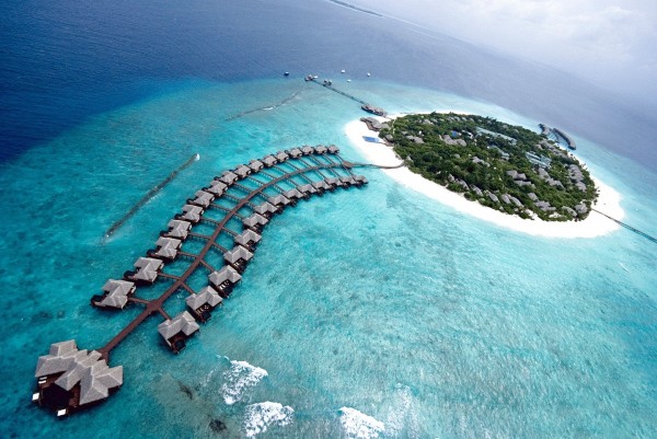 Maldives-resort1
